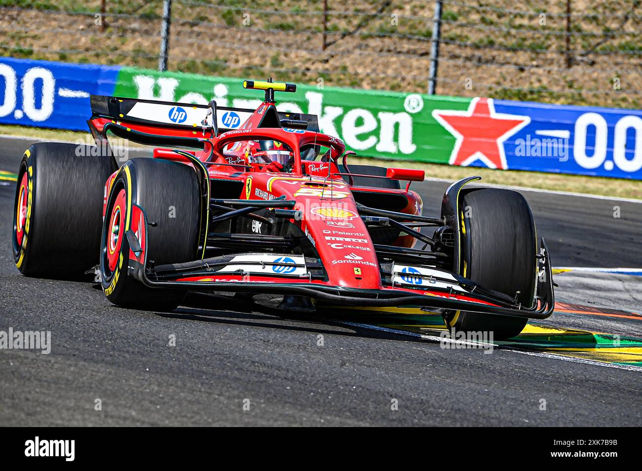 Carlos Sainz Jr. (ESP) - Scuderia Ferrari - Ferrari SF-24 - Ferrari durante il Raceday di domenica 21 luglio, del Gran Premio d'Ungheria di Formula 1 2024, che si svolgerà sul tracciato dell'Hungaroring a Mogyorod, Budapest, Ungheria, dal 19 luglio al 21 luglio 2024 Foto Stock