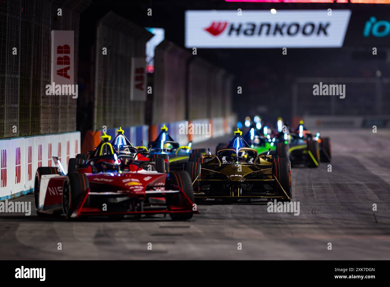 02 VANDOORNE Stoffel (bel), DS Penske, DS e-Tense FE23, azione durante l'Hankook London ePrix 2024, decimo incontro del Campionato Mondiale ABB FIA Formula e 2023-24, sull'Excel London dal 18 al 21 giugno 2024 a Londra, Regno Unito Foto Stock