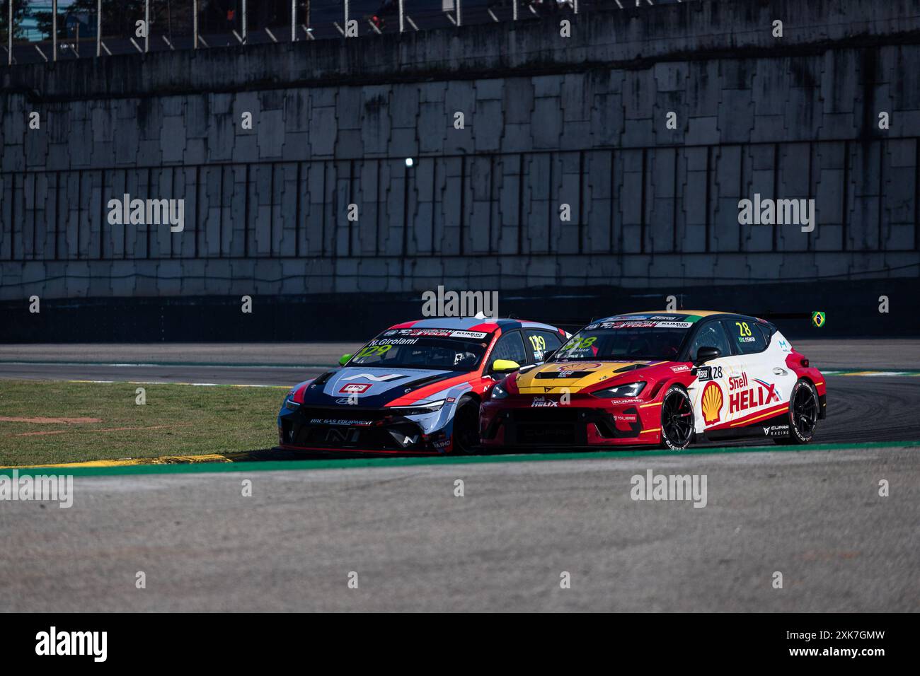 São PAULO, SP - 21.07.2024: TOUR MONDIALE TURISMO NACIONAL TCR INTERLAGOS - seconda gara del FIA TCR World Tour questa domenica pomeriggio (21) al Autódromo de Interlagos, a São Paulo, SP. (Foto: Rodilei Morais/Fotoarena) Foto Stock