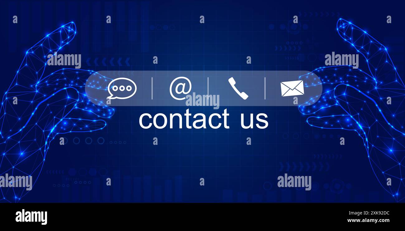 Contattaci o contatta il servizio di assistenza clienti. Uomo d'affari che utilizza un laptop e tocca le icone dei contatti sullo schermo virtuale ( e-mail, indirizzo, live Foto Stock