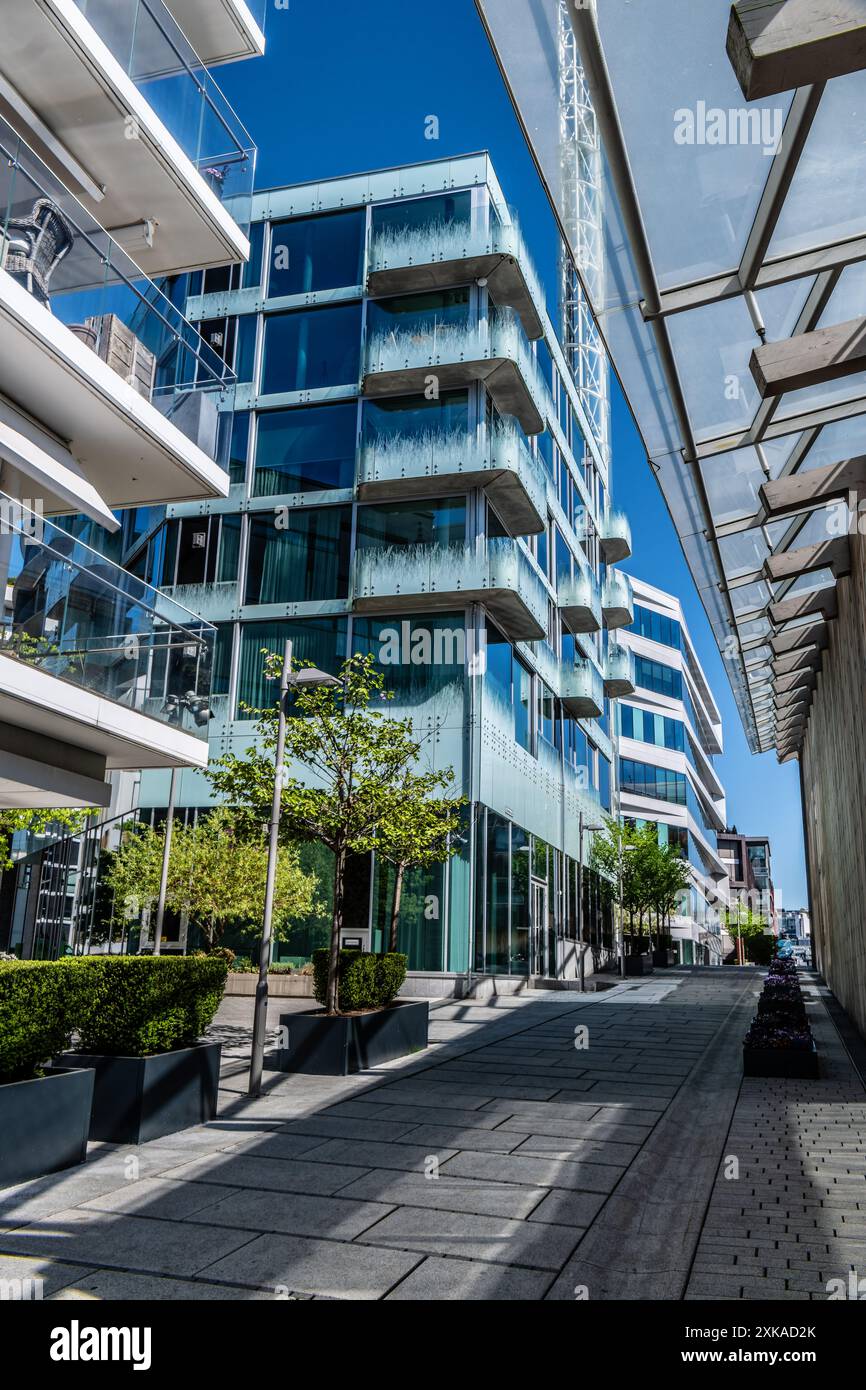 La vita quotidiana di Aker Brygge a Oslo, Norvegia Foto Stock