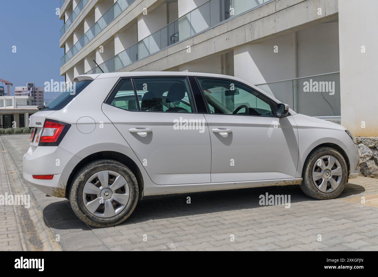 Gaziveren Cyprus 04.29.2024 Skoda Fabia nel parcheggio 6 Foto Stock