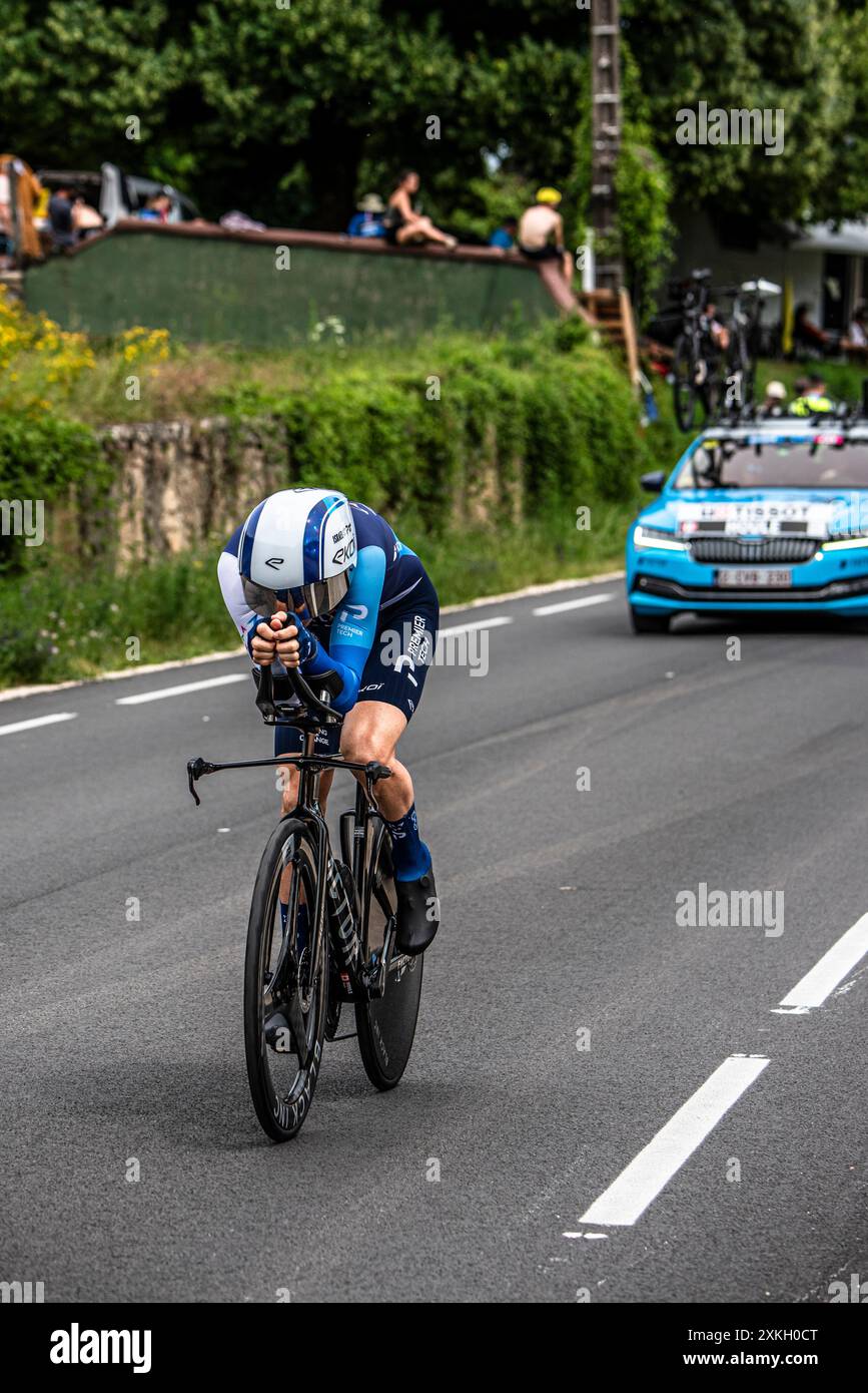 HUGO HOULE of ISRAEL - PREMIER TECH Cycling nella tappa 7 TT del Tour de France, tra Nuits-Saints-Georges e Gevrey-Chamber Foto Stock