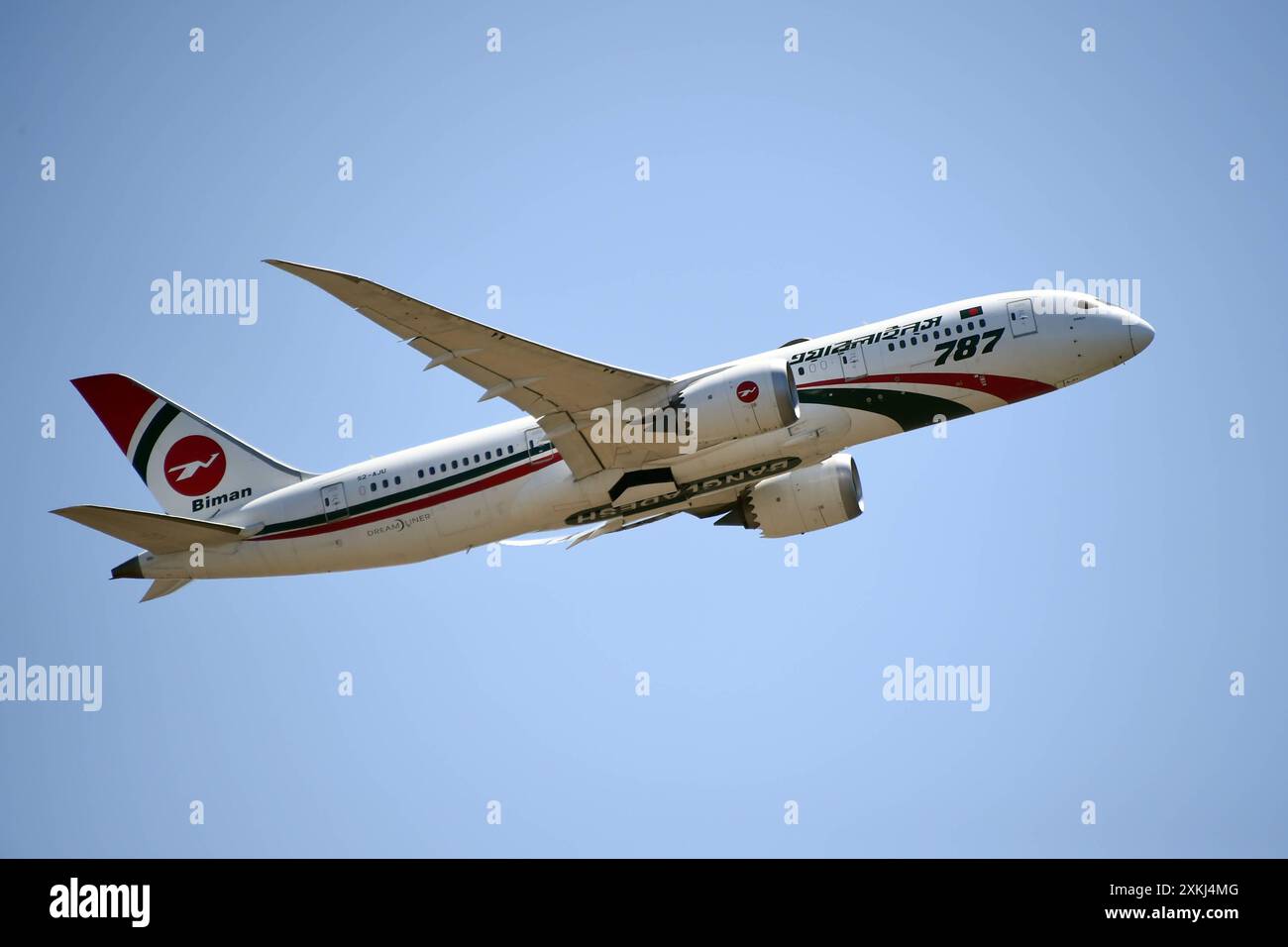 Aeromobili per l'aeroporto di Fiumicino Boeing 787-800 Dreamliner Biman Bangladesh Airlines. Aereo per l'aeroporto di Fiumicino. Fiumicino Italia, 123 luglio 2024. Imago-images/Emmefoto Copyright: XImago-images/Emmefotox Foto Stock