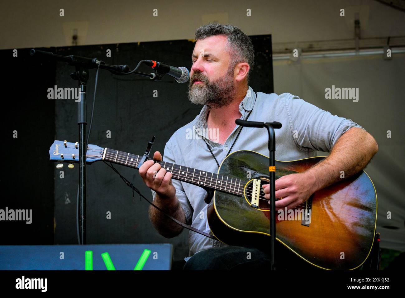 Cantautore irlandese, Mick Flannery, Vancouver Folk Music Festival, Vancouver, British Columbia, Canada, Foto Stock