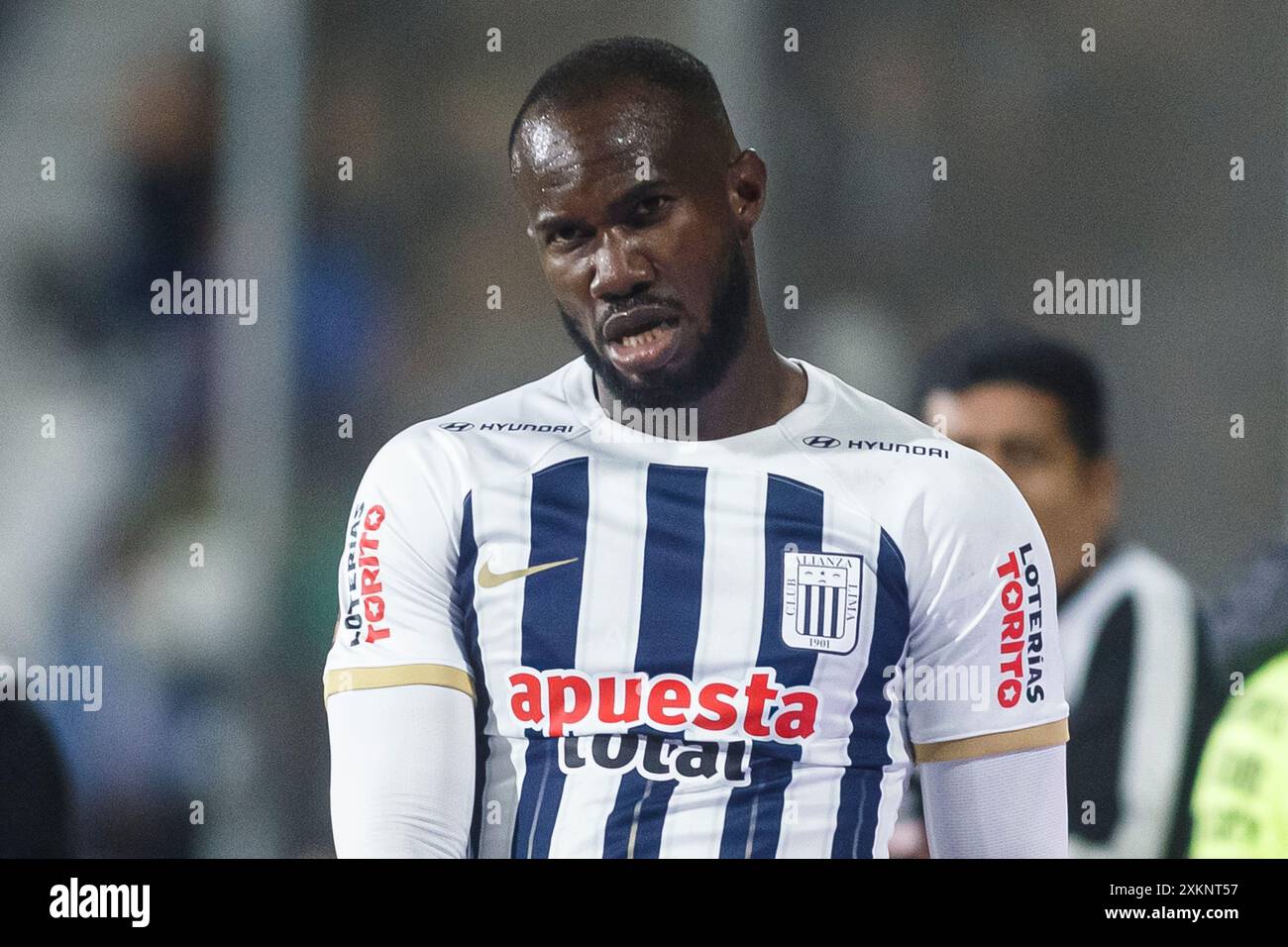 LIMA, PERÙ - 20 LUGLIO: Cecilio Waterman di Alianza Lima durante la partita di Liga 1 Alianza Lima contro Alianza Atletico all'Estadio Alejandro Villanueva. (Foto di Foto Stock