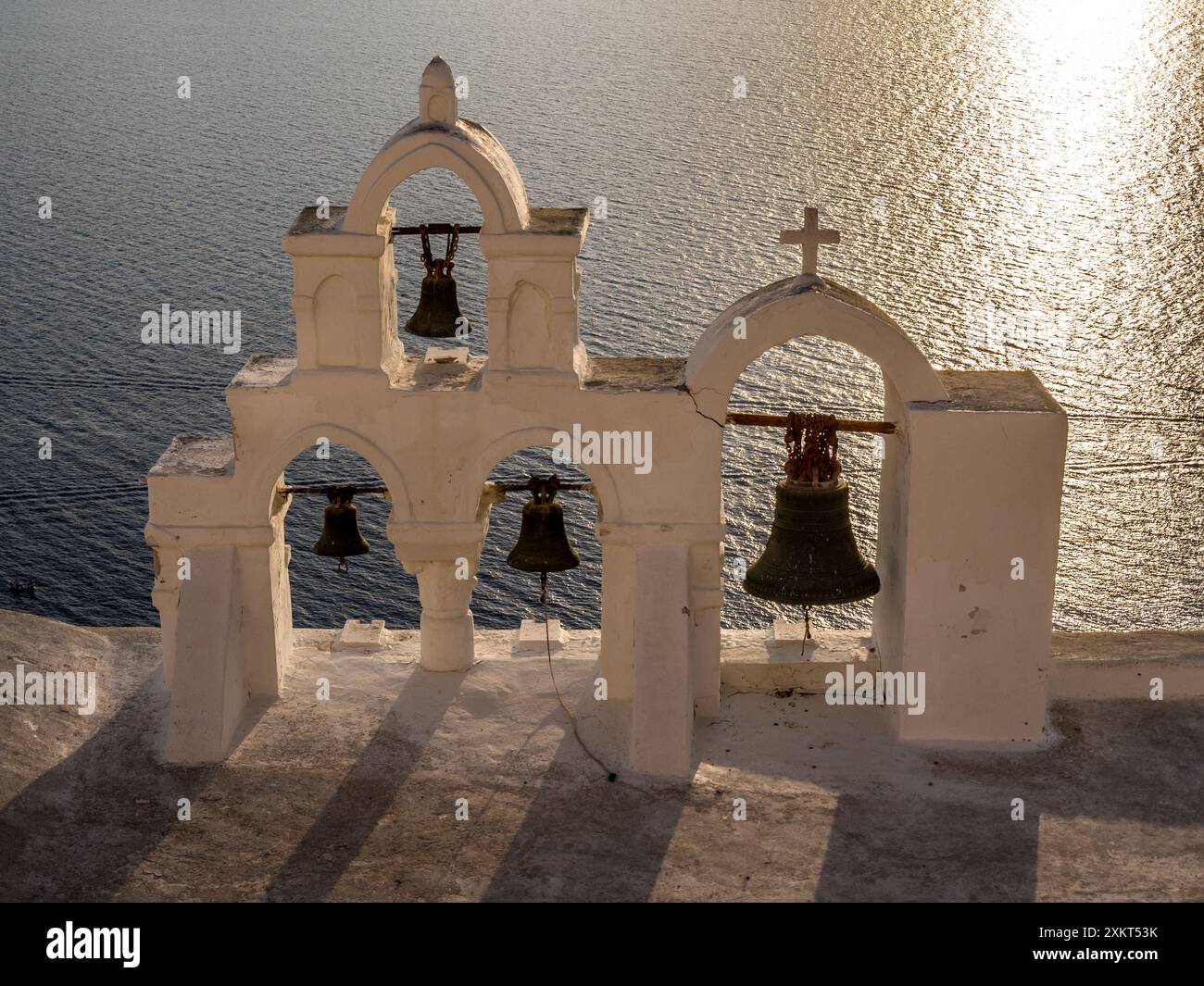 Le quattro campane di Oia. Foto Stock