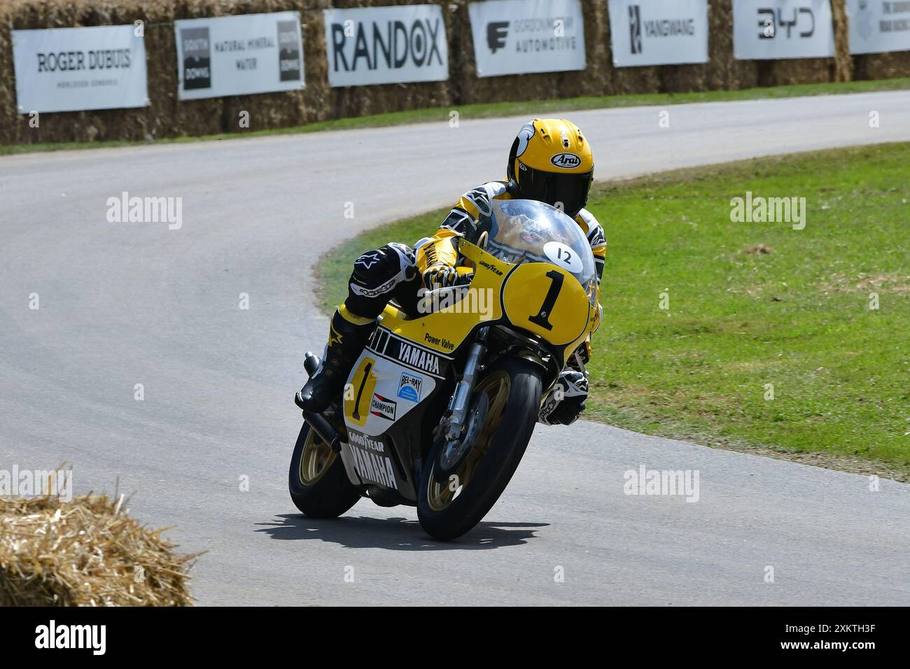 Kenney Roberts, Yamaha YZR500, Grand Prix Motorcycles: 75 Years of Racing, 75th Anniversary of the Motorcycle World Championship, una grande S Foto Stock