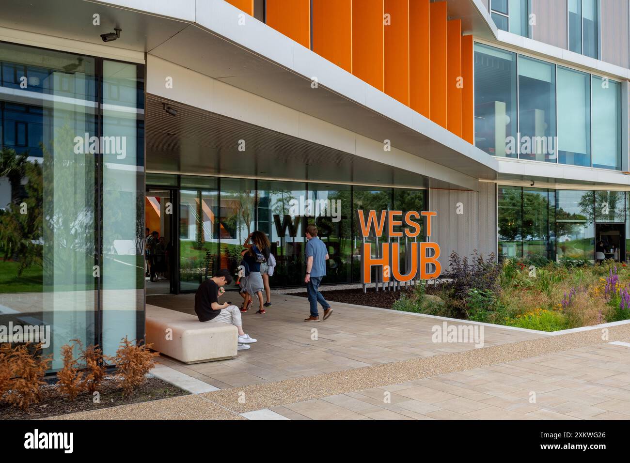 Edificio West Hub dell'Università di Cambridge sul West Cambridge Site Cambridge Regno Unito. Spazio di collaborazione e co-working nel campus di Cambridge West. Foto Stock