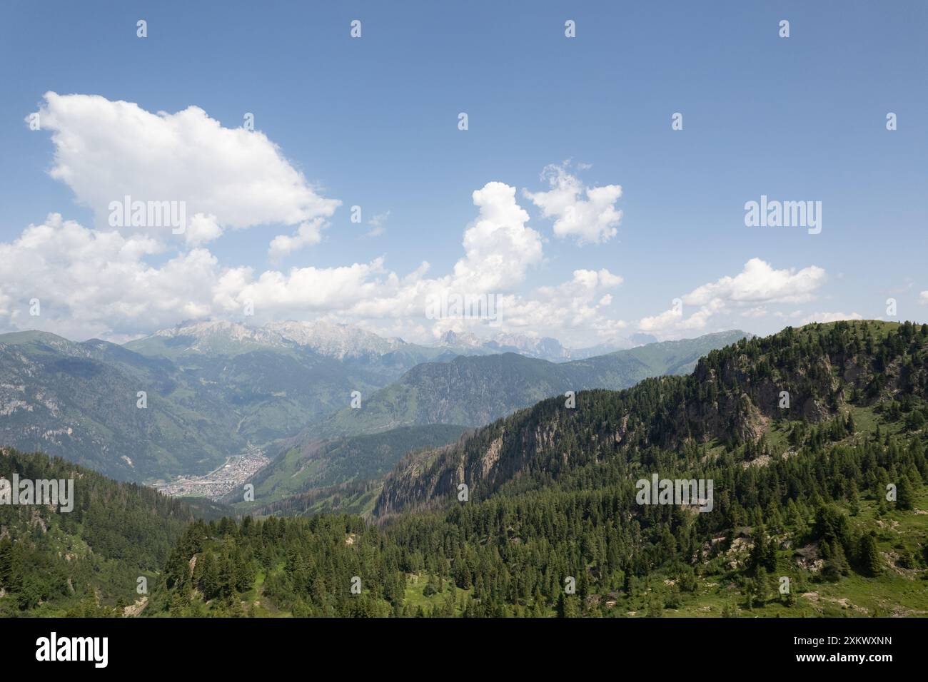 La bellezza del lagorai nelle dolomiti italiane Foto Stock