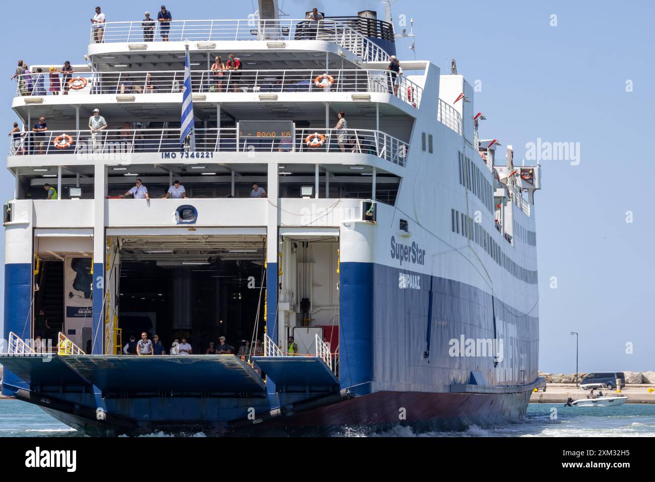 22 giugno 2024 Skopelos, Grecia Seajets Super Star traghetto che trasporta passeggeri all'isola greca di Skiathos Foto Stock