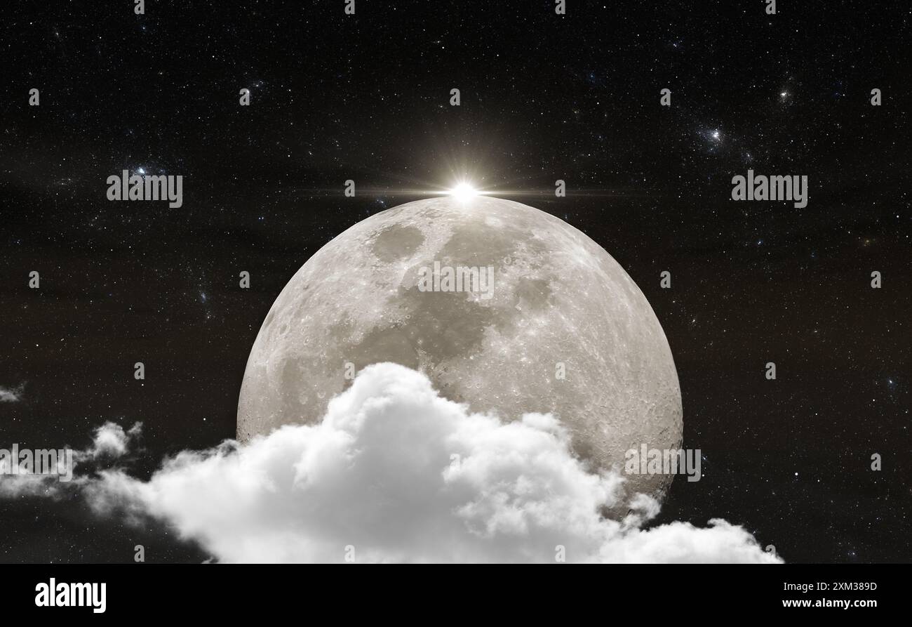 Luna vista attraverso un telescopio di 10 pollici. Combinazione di foto Foto Stock