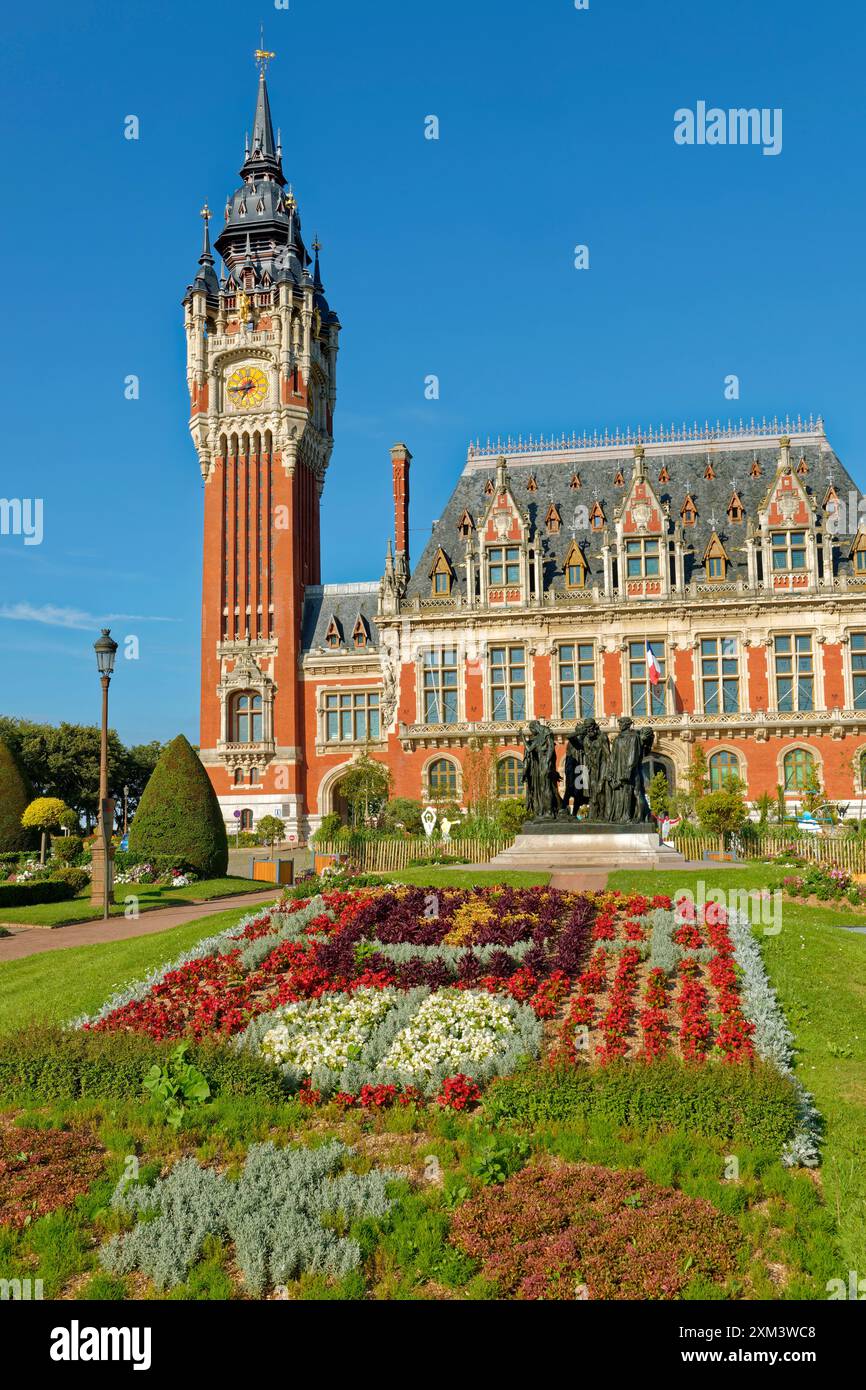 Municipio nella città portuale di Calais nel dipartimento del Pas-de-Calais della Francia settentrionale. Foto Stock