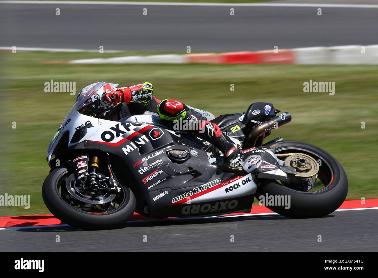 Christian Iddon - Oxford Products Racing Ducati - pilota numero 21 su una Ducati al round British Superbike (BSB) 2024 a Brands Hatch nel luglio 2024 Foto Stock