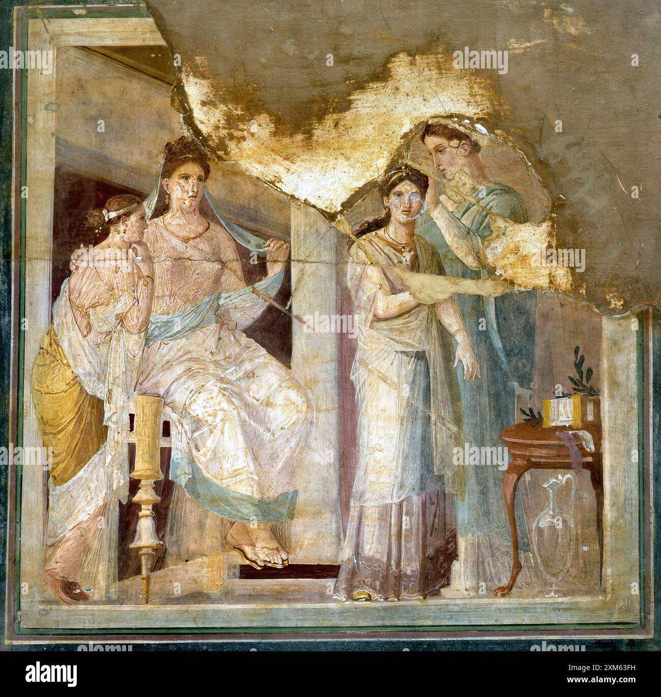7258. Affresco romano scena di toilette e abbigliamento di una signora, schiavi che disegnano una ragazza, tipici abiti di alta classe.. Da Ercolano, Italia. Foto Stock