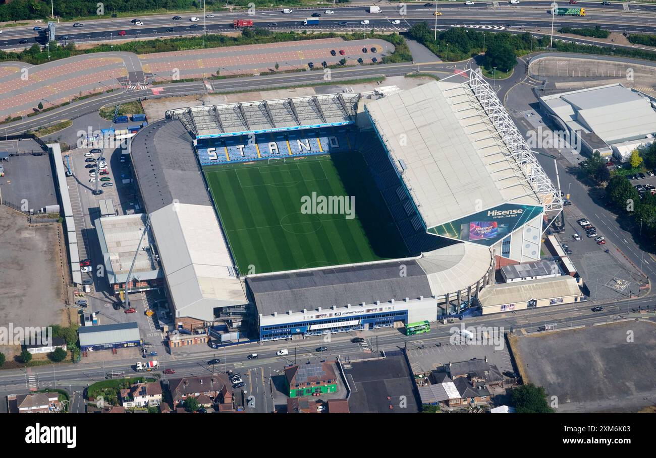 Una fotografia aerea del Leeds United Elland Road Football Stadium, West Yorkshire, Inghilterra settentrionale, Regno Unito Foto Stock