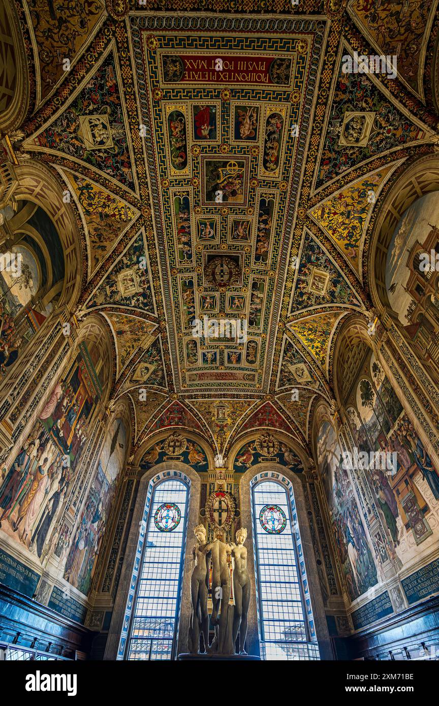 Cattedrale di Santa Maria Assunta dall'interno, Siena, regione Toscana, Italia, Europa Foto Stock