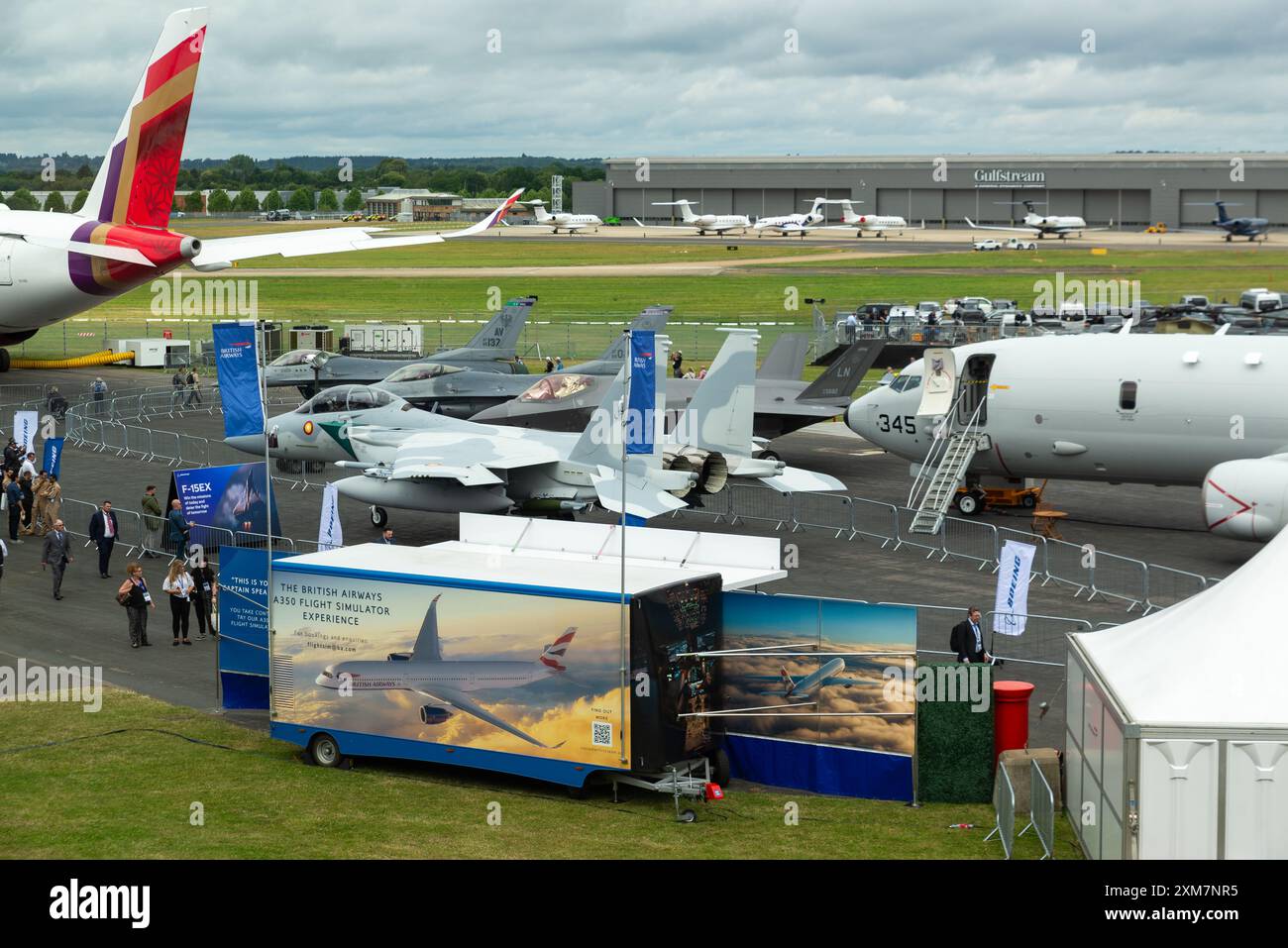 Aerei militari americani al Farnborough International Airshow 2024, Regno Unito. Boeing P-8 Poseidon, F-15QA Advanced Eagle, F-35, F-16 Planes Foto Stock