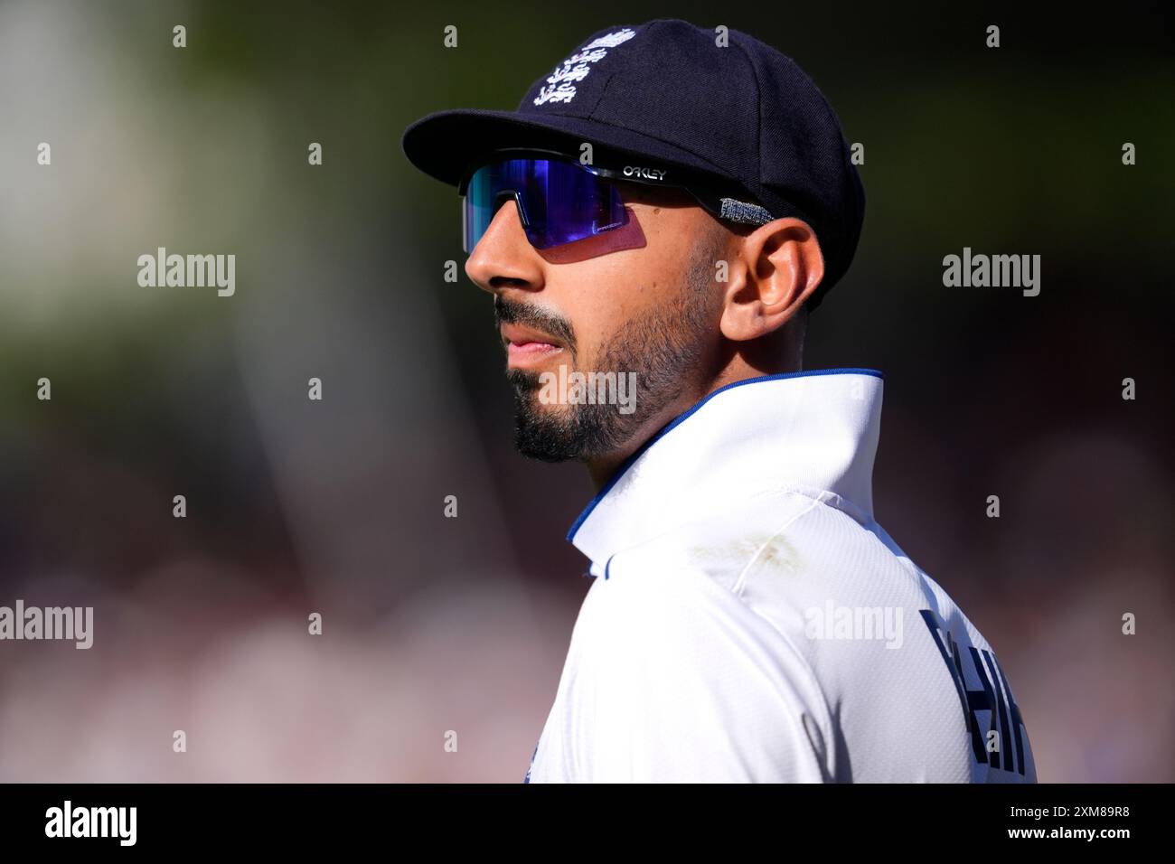 L'inglese Shoaib Bashir durante il primo giorno del terzo Rothesay test match a Edgbaston, Birmingham. Data foto: Venerdì 26 luglio 2024. Foto Stock