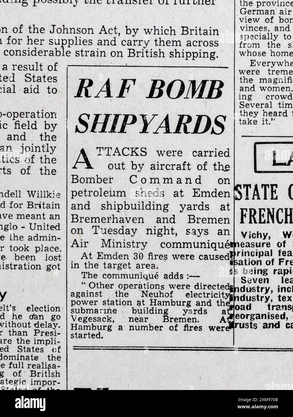 Titolo 'RAF Bomb Shipyards' sulla prima pagina del Daily mail (replica), 7 novembre 1940, a seguito della rielezione del Presidente Roosevelt. Foto Stock