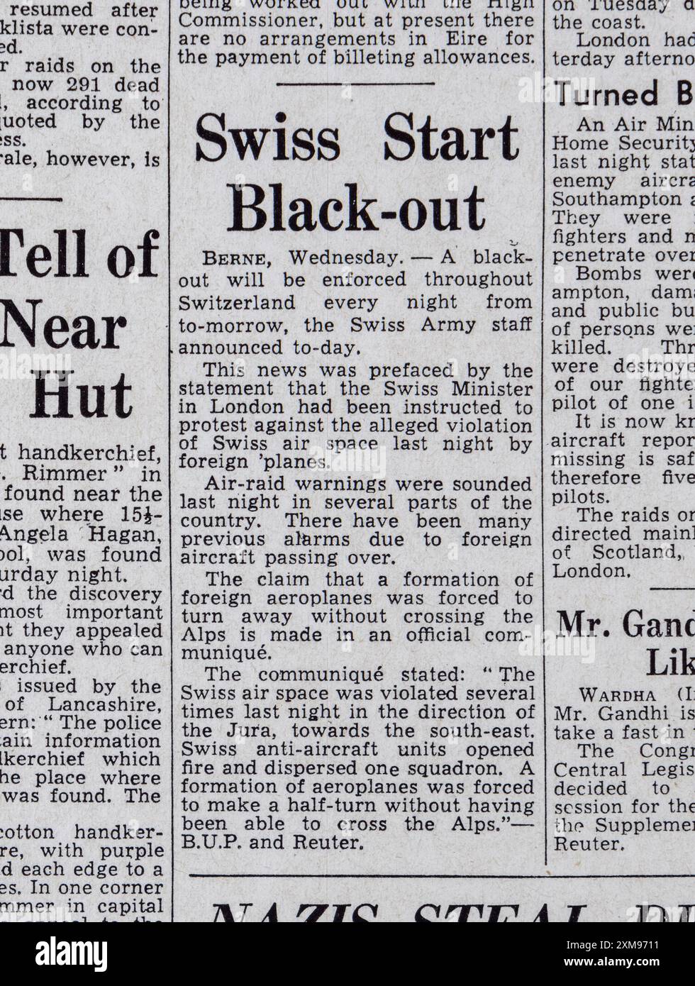 Titolo 'Swiss Start black-out' in prima pagina del Daily mail (replica), 7 novembre 1940, a seguito della rielezione del Presidente Roosevelt. Foto Stock
