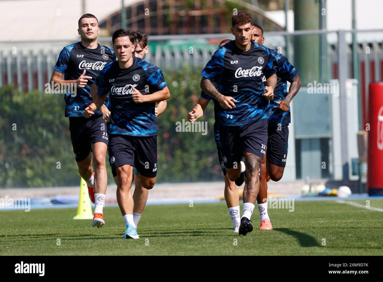 Castel di Sangro, Abbruzzo, Italia. 26 luglio 2024. Giacomo Raspadori di Napoli Giovanni di Lorenzo di Napoli durante il giorno 2 del training camp pre-stagionale della SSC Napoli allo Stadio Patini di Castel di Sangro, Italia il 26 luglio 2024 (Credit Image: © Ciro De Luca/ZUMA Press Wire) SOLO USO EDITORIALE! Non per USO commerciale! Crediti: ZUMA Press, Inc./Alamy Live News Foto Stock