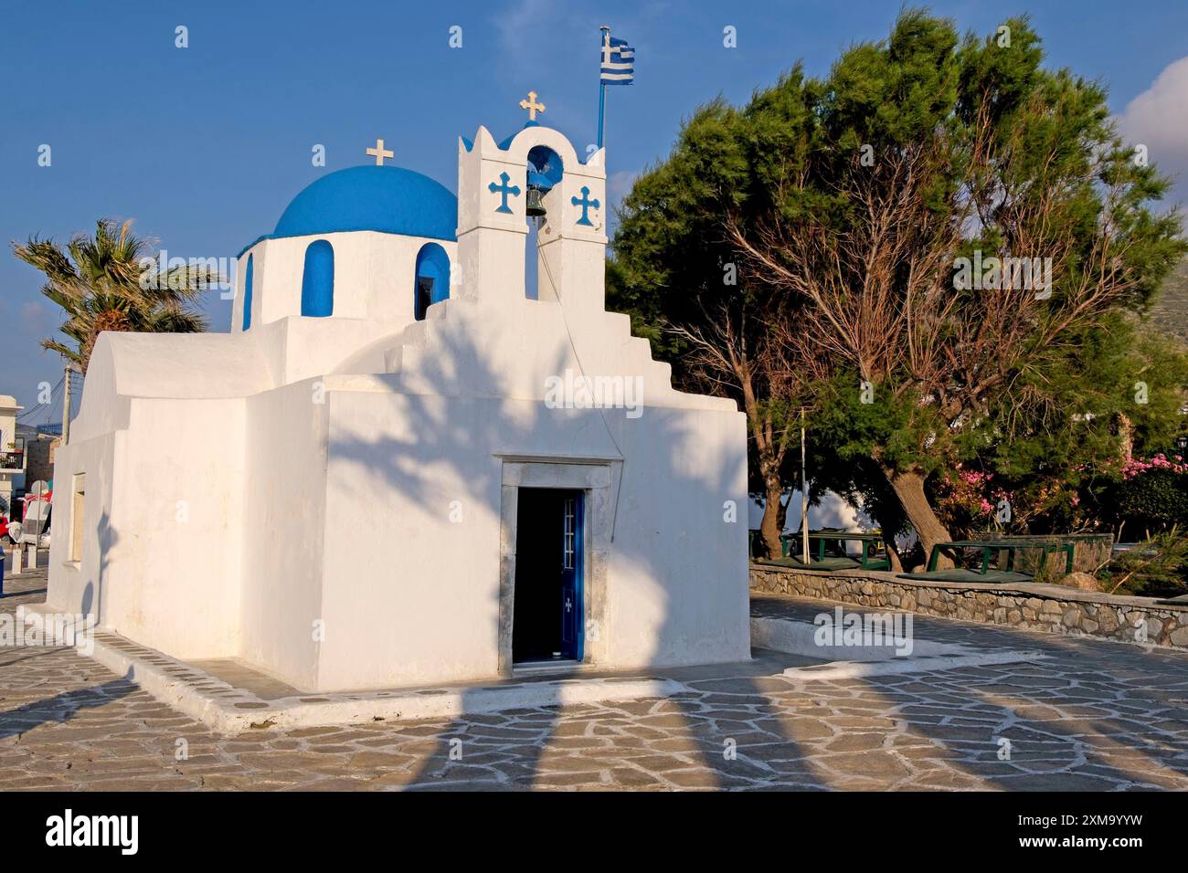 Cappella al porto, Parikia, Paros, isola delle Cicladi, Grecia Foto Stock