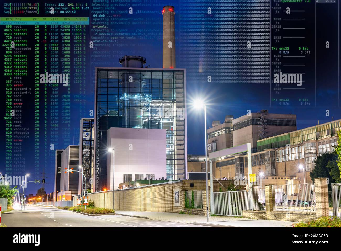 Immagine simbolica infrastrutture critiche, Blackout Risk, Cyberterrorism, la centrale a gas naturale di Lausward, la turbina a gas e a vapore più efficiente Foto Stock