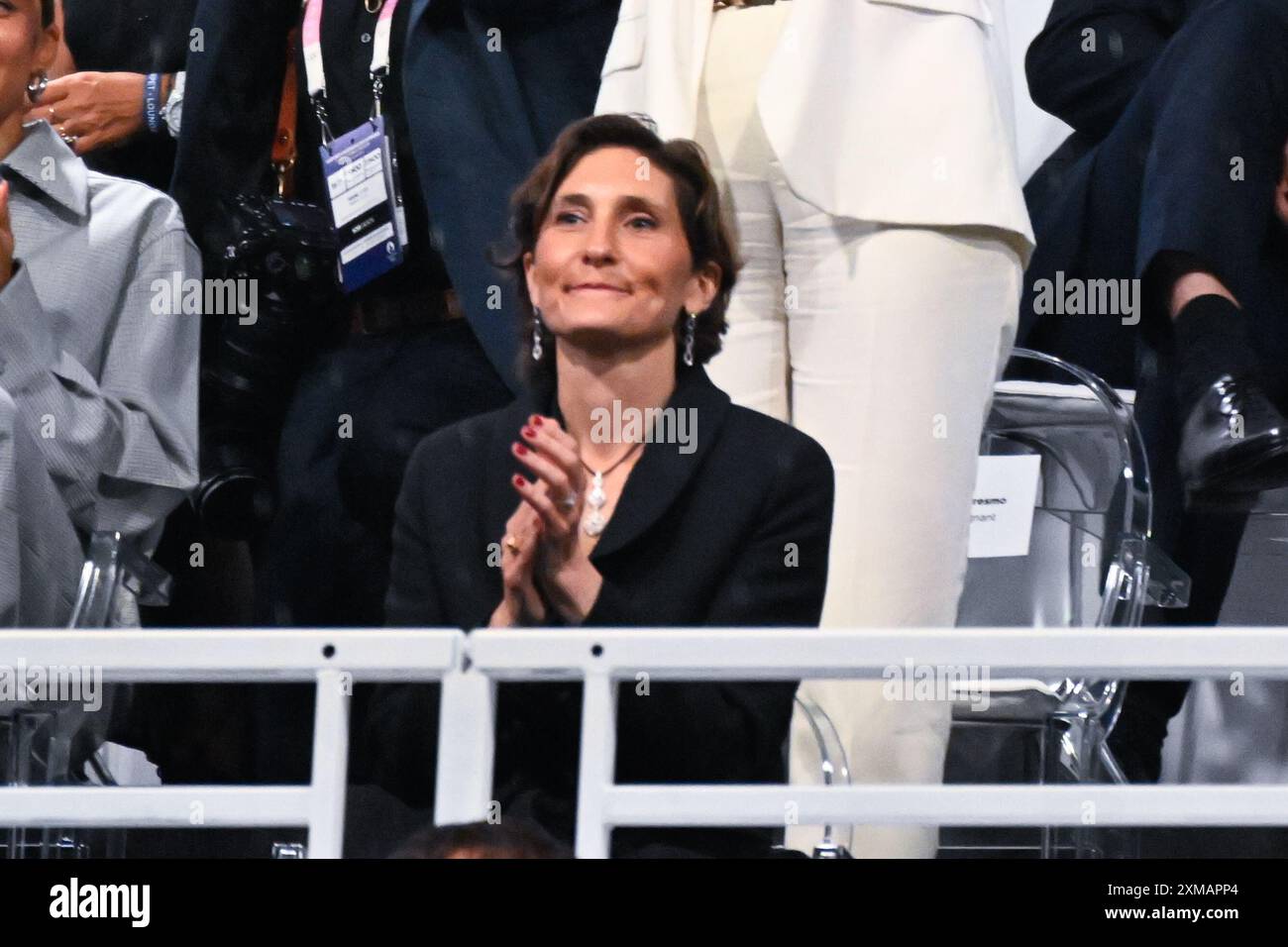 Parigi, Francia. 26 luglio 2024. Il ministro dello sport francese Amelie Oudea Castera, cerimonia di apertura durante i Giochi Olimpici di Parigi 2024 il 26 luglio 2024 a Parigi, Francia - foto Federico Pestellini/Panoramic/DPPI Media Credit: DPPI Media/Alamy Live News Foto Stock