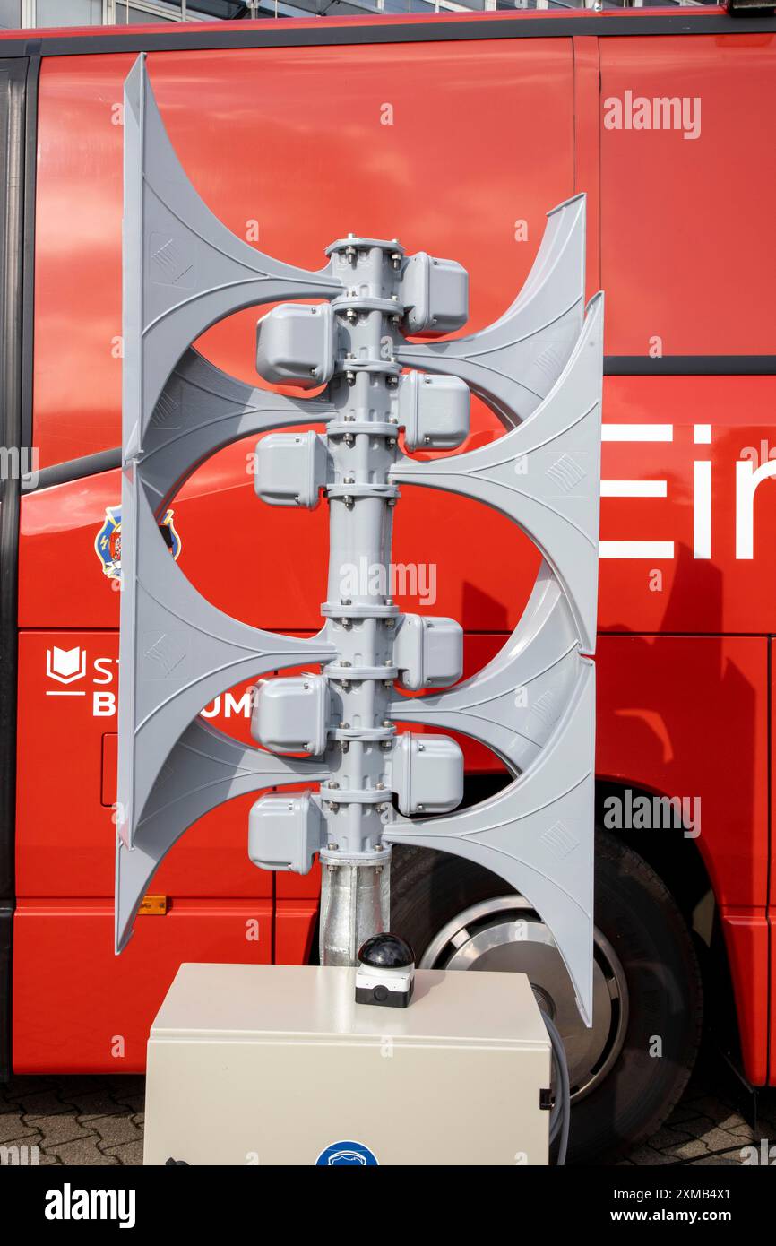 Sirena elettronica per la protezione civile Foto Stock