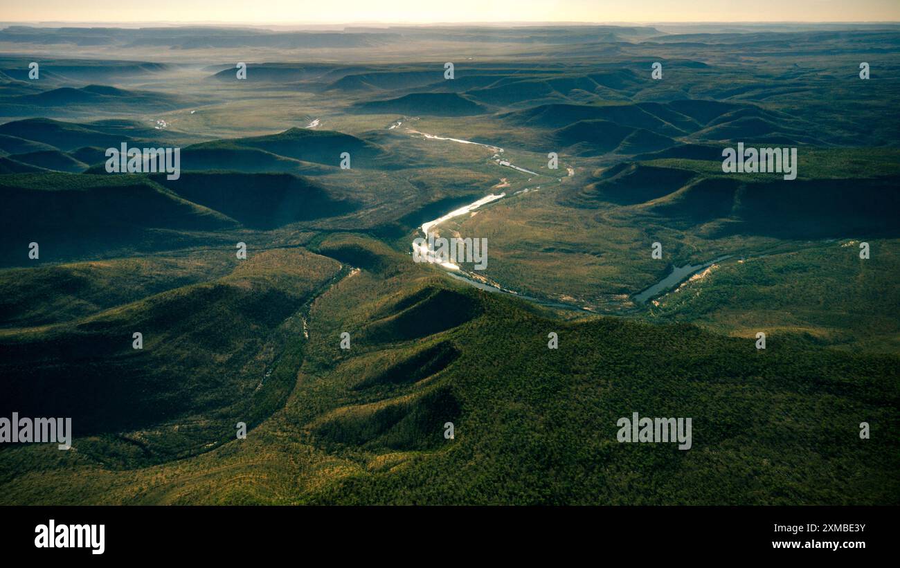 Veduta aerea del tortuoso fiume Drysdale nell'East Kimberley, Australia Occidentale Foto Stock