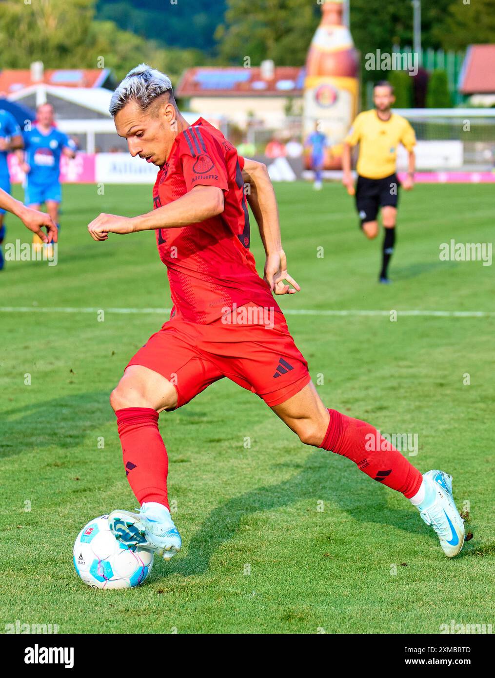 Rottach Egern, Germania. 24 luglio 2024. Bryan Zaragoza (FCB 17) all'amichevole FC ROTTACH-EGERN - FC BAYERN Muenchen 1-14 nel campo di allenamento dello Stadion am Birkenmoos, 1.German Soccer League, a Rottach-Egern, Tegernsee, 24 luglio, 2024 stagione 2024/2025, FCB, fotografo: ddp Images/STAR-Images Credit: ddp media GmbH/Alamy Live News Foto Stock