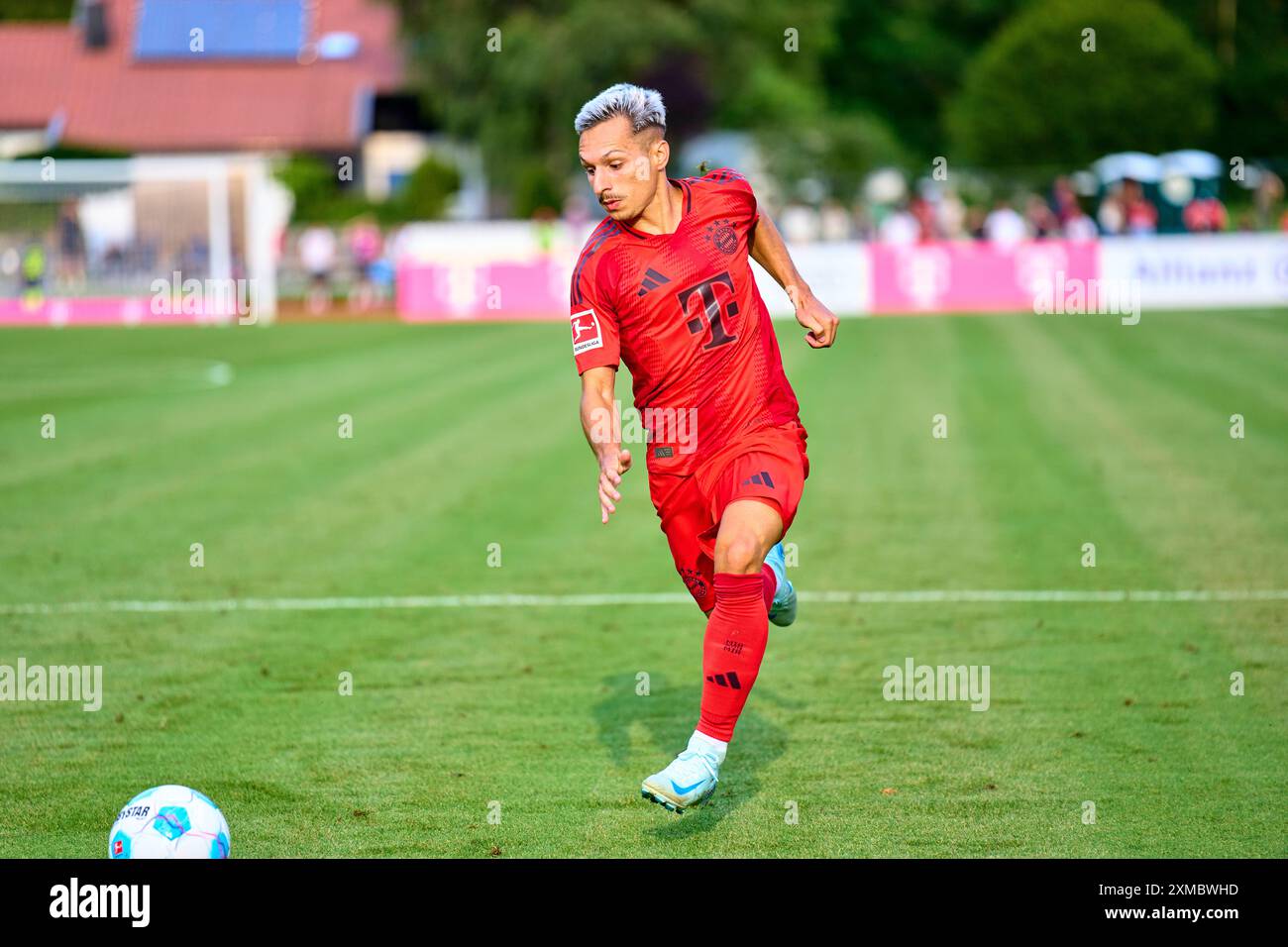 Bryan Zaragoza (FCB 17) in occasione dell'amichevole FC ROTTACH-EGERN - FC BAYERN München 1-14 nel campo di allenamento dello Stadion am Birkenmoos, 1.German Soccer League , a Rottach-Egern, Tegernsee, 24 luglio 2024 stagione 2024/2025, FCB, fotografo: Peter Schatz Foto Stock