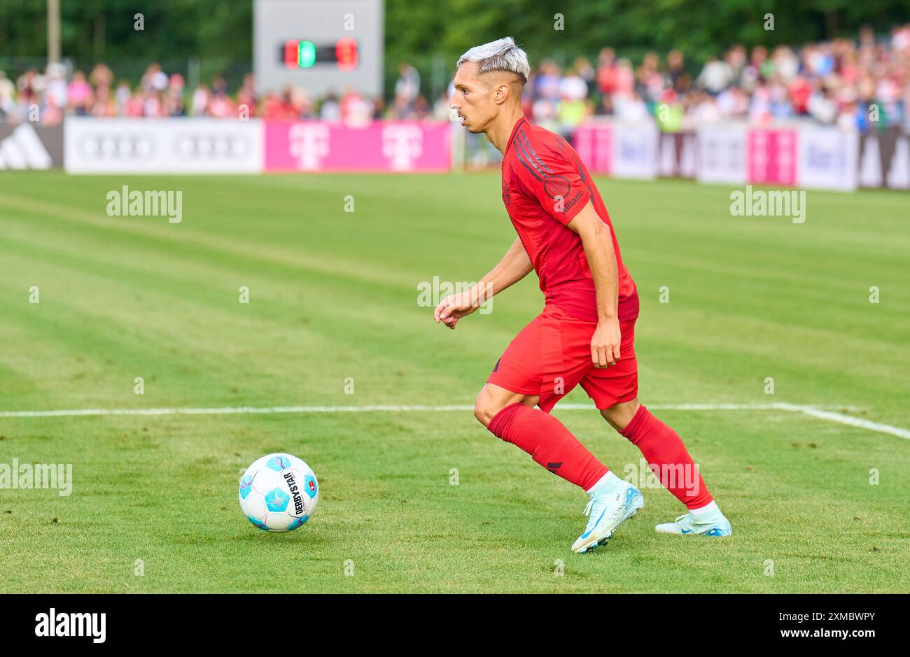 Bryan Zaragoza (FCB 17) in occasione dell'amichevole FC ROTTACH-EGERN - FC BAYERN München 1-14 nel campo di allenamento dello Stadion am Birkenmoos, 1.German Soccer League , a Rottach-Egern, Tegernsee, 24 luglio 2024 stagione 2024/2025, FCB, fotografo: Peter Schatz Foto Stock