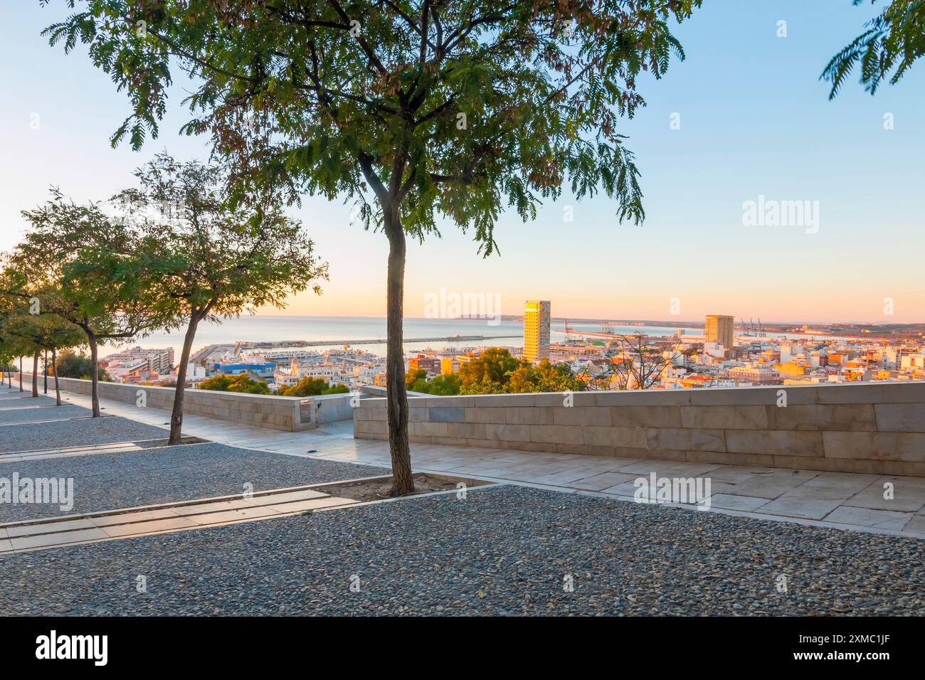 Vista panoramica aerea del centro di Alicante. Alicante è una città della regione di Valencia, Spagna. Foto Stock