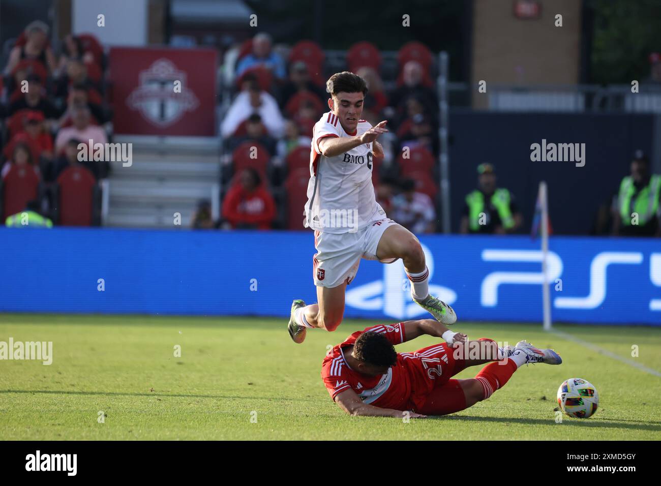 Toronto, ON, Canada, 15 giugno 2024, a. Coello #14 in azione alla partita di calcio della Major League tra Toronto FC e Chicago Fire al BMO Field. Foto Stock