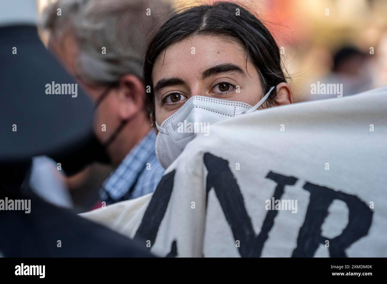 Operazione di polizia durante una manifestazione contro la legge di assemblea prevista in Renania settentrionale-Vestfalia, a Duesseldorf, vari gruppi di sinistra e calcio Foto Stock