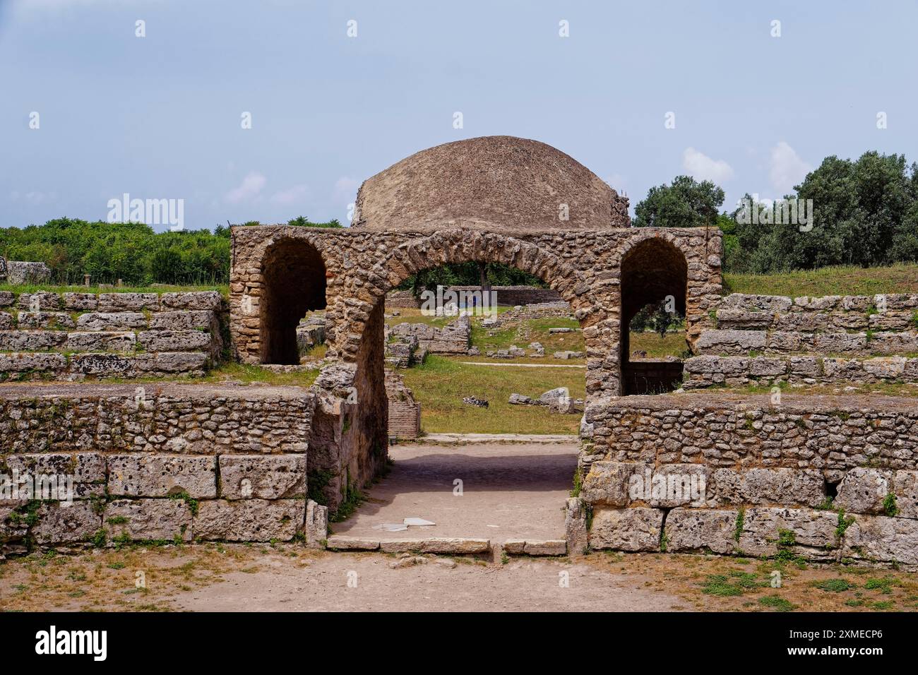 Sito archeologico e rovine di Paestum, patrimonio dell'umanità dell'UNESCO, in provincia di Salerno. Paestum, Capaccio, Campania, Italia, Europa meridionale Foto Stock