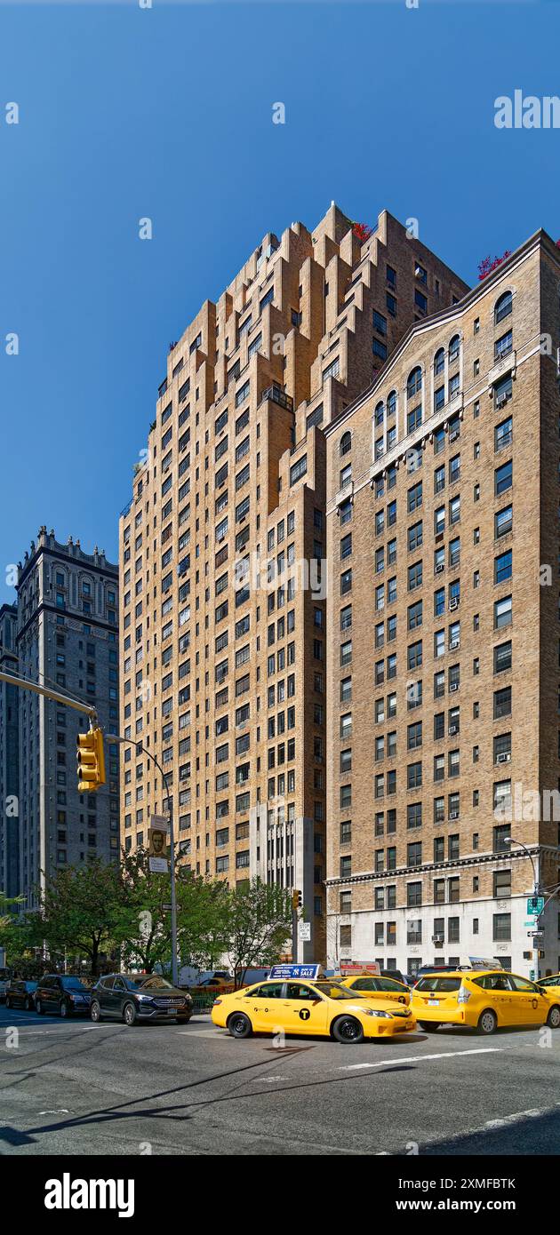 16 Park Avenue, una cooperativa di 16 piani a Murray Hill, costruita nel 1924 su progetto di Fred F. French Co. - Il progettista/sviluppatore di Tudor City. Foto Stock