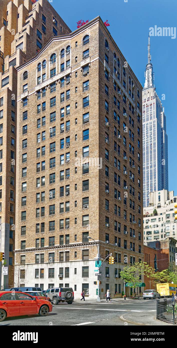 16 Park Avenue, una cooperativa di 16 piani a Murray Hill, costruita nel 1924 su progetto di Fred F. French Co. - Il progettista/sviluppatore di Tudor City. Foto Stock