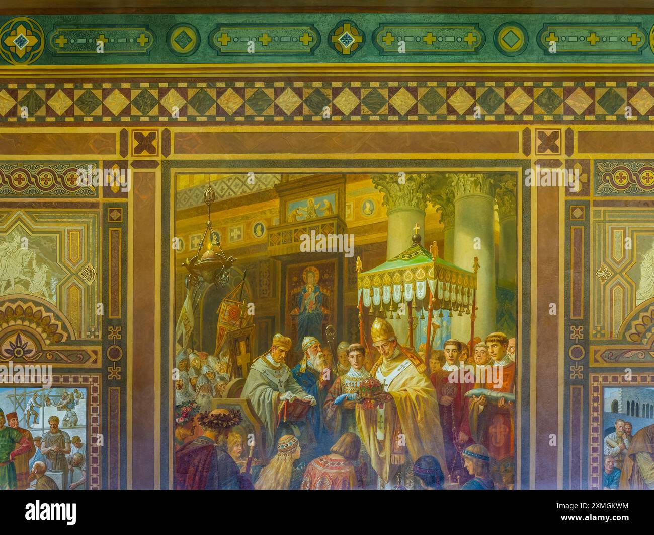 Kaiserpfalz Goslar die Kaiserpfalz Goslar umfasst ein Areal von etwa 340 mal 180 Metern, gelegen am Fuß des Rammelsbergs im Süden der Stadt Goslar, auf dem sich im Wesentlichen das Kaiserhaus, das ehemalige Kollegiatstift St. Simon und Judas, Die Pfalzkapelle St. Ulrich und die Lifinbenkirche Libubenkirche. befanden. Die zwischen 1040 und 1050 unter Heinrich III. Errichtete Kaiserpfalz ist ein einzigartiges Denkmal weltlicher Baukunst. über 200 Jahre wurde hier auf zahlreichen Reichs-und Hoftagen deutsche und Europäische Geschichte geschrieben. Der Kaisersaal mit den Wandbildern von Hermann W. Foto Stock