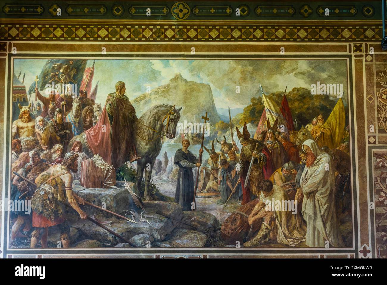 Kaiserpfalz Goslar die Kaiserpfalz Goslar umfasst ein Areal von etwa 340 mal 180 Metern, gelegen am Fuß des Rammelsbergs im Süden der Stadt Goslar, auf dem sich im Wesentlichen das Kaiserhaus, das ehemalige Kollegiatstift St. Simon und Judas, Die Pfalzkapelle St. Ulrich und die Lifinbenkirche Libubenkirche. befanden. Die zwischen 1040 und 1050 unter Heinrich III. Errichtete Kaiserpfalz ist ein einzigartiges Denkmal weltlicher Baukunst. über 200 Jahre wurde hier auf zahlreichen Reichs-und Hoftagen deutsche und Europäische Geschichte geschrieben. Der Kaisersaal mit den Wandbildern von Hermann W. Foto Stock