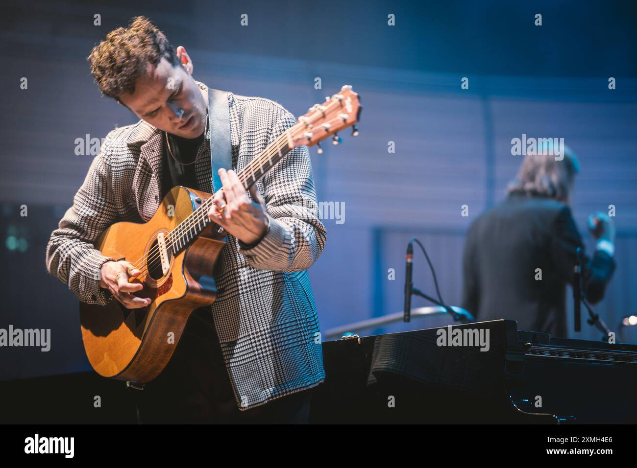 28 luglio 2024 - Gateshead, Regno Unito: Jordan Rakei peforms con Royal Northern Sinfonia come parte della BBC Proms 2024 al Glasshouse International Centre for Music di Gateshead. Crediti fotografici: Thomas Jackson / Alamy Live News Foto Stock