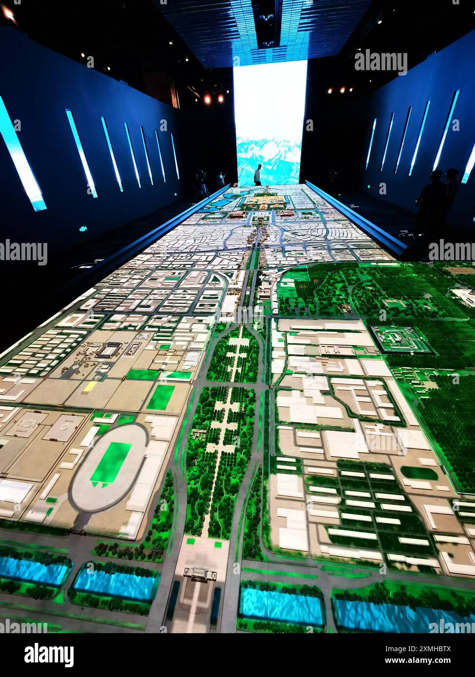 PECHINO, CINA - 25 LUGLIO 2024 - la foto scattata il 25 luglio 2019 mostra un modello di tavolo di sabbia dell'asse centrale di Pechino al Museo della capitale di Pechino Foto Stock