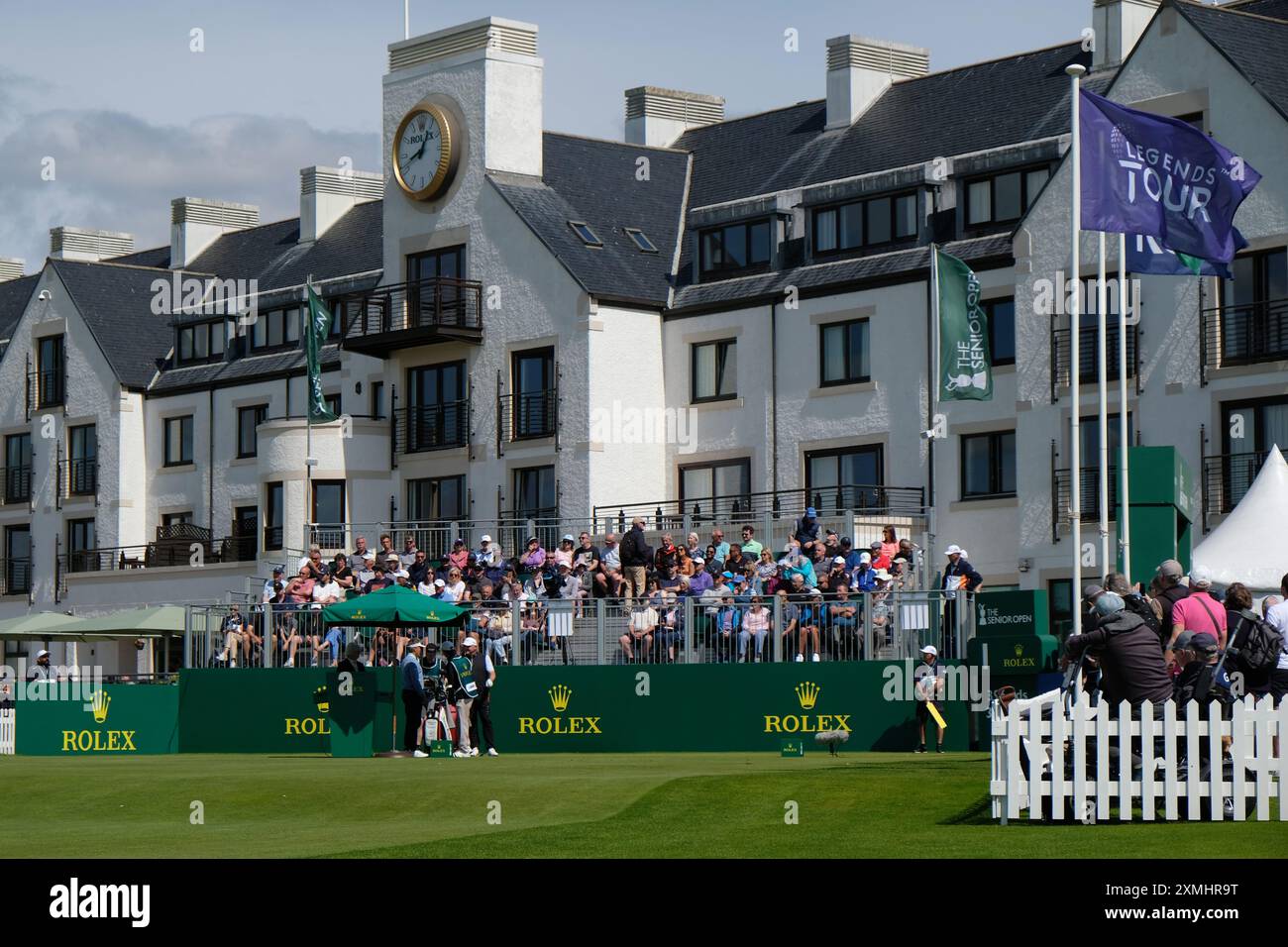 28 luglio 2024; Carnoustie Golf Links, Carnoustie, Angus, Scozia, senior Open Championship, Round 4; il primo tee dei Championship Links, Carnoustie durante l'ultimo round del Senior Open presentato da Rolex Foto Stock