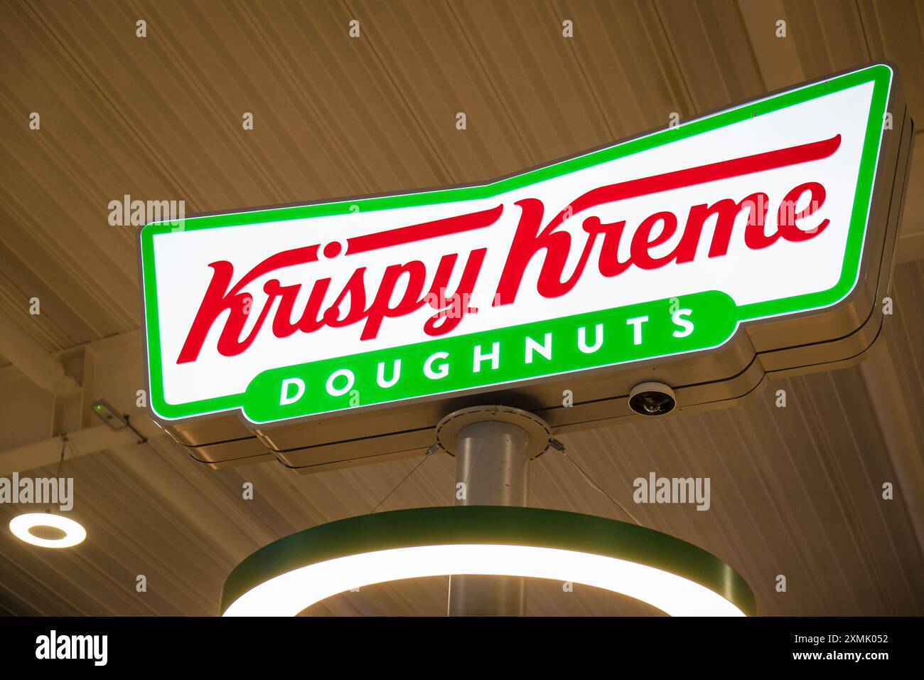 Londra, Regno Unito - 25 luglio 2014: Negozio Krispy Kreme Doughnuts a Londra. Foto Stock