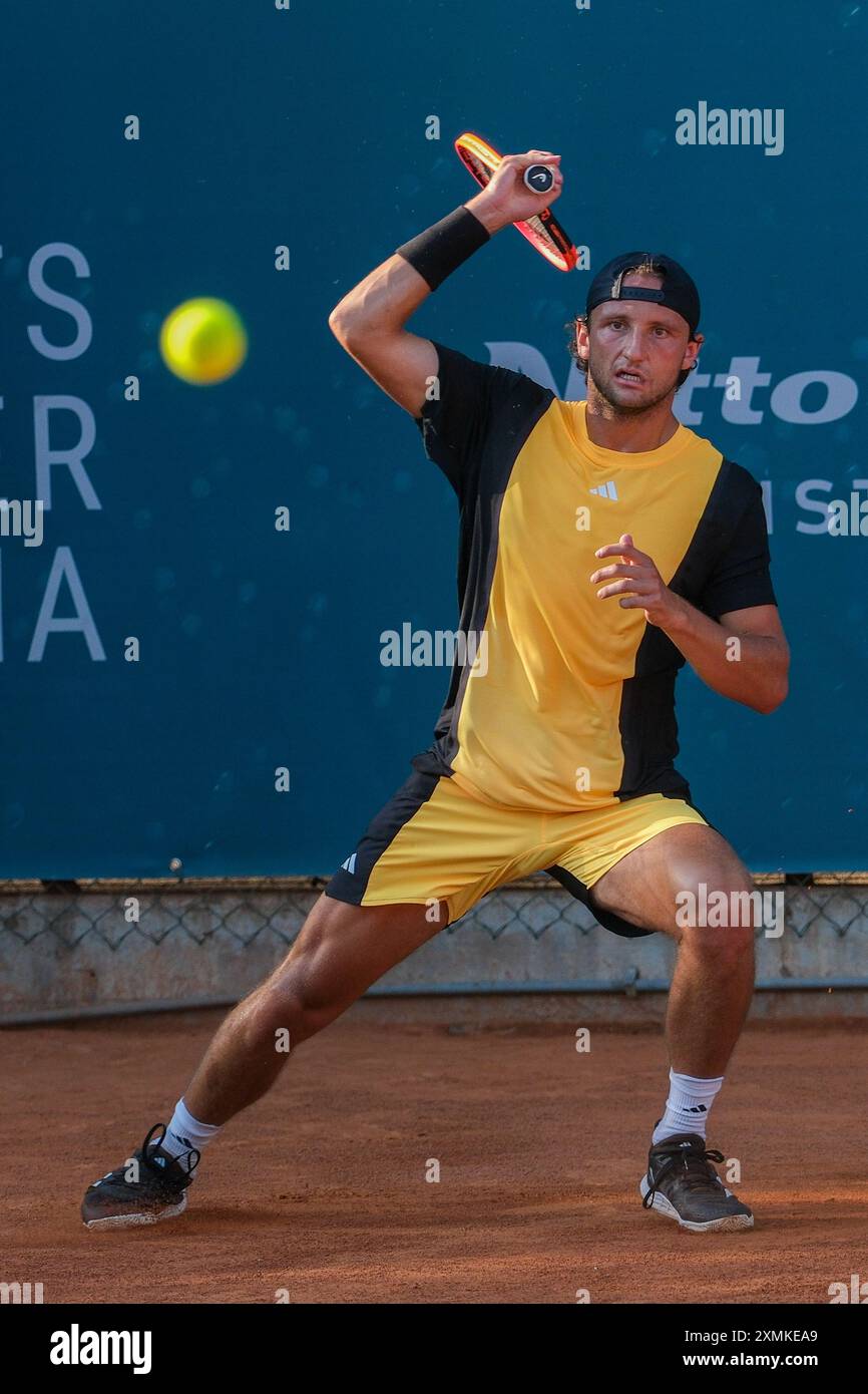 Federico Arnaboldi dall'Italia in azione durante gli internazionali di Verona - il torneo di tennis ATP Challenger 100 presso lo Sports Club Verona il 27 luglio 2024, Foto Stock