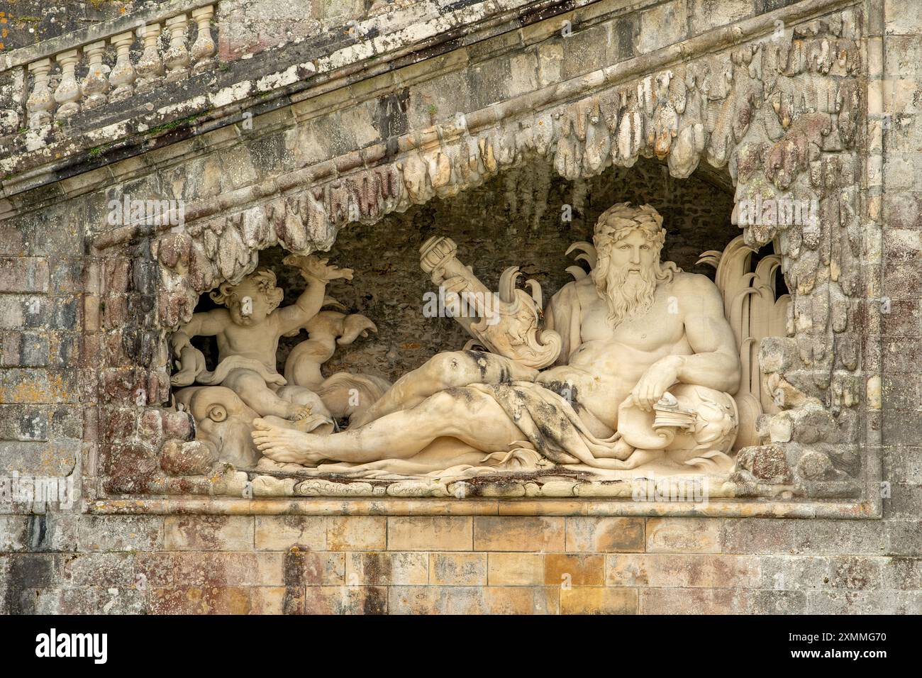 Statua di Nettuno, Chateau Vaux le Vicomte, Maincy, Ile-de-France, Francia Foto Stock
