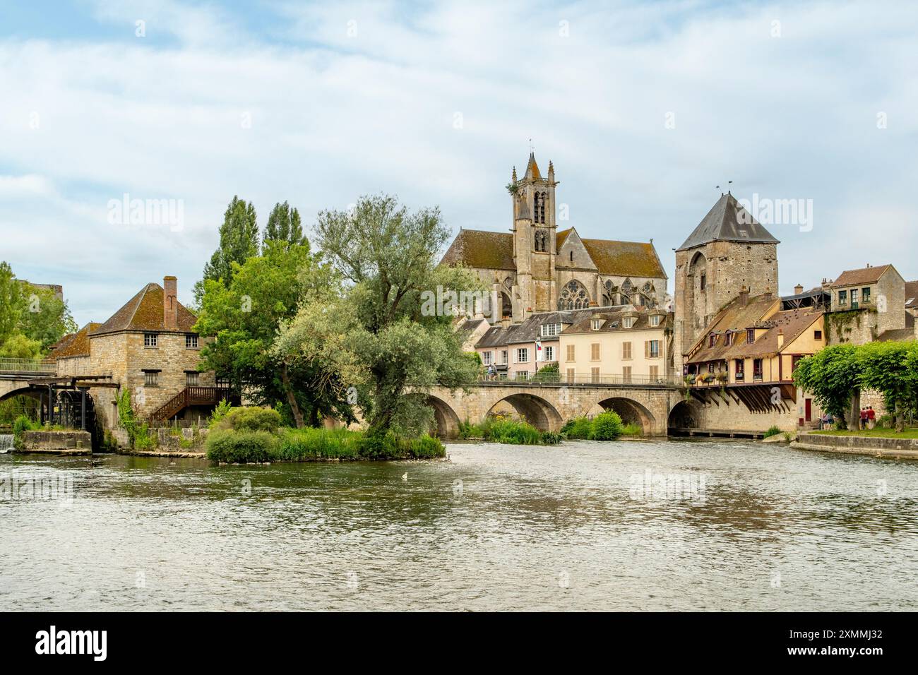 Fiume Loing, Moret-sur-Loing, Ile-de-France, Francia Foto Stock