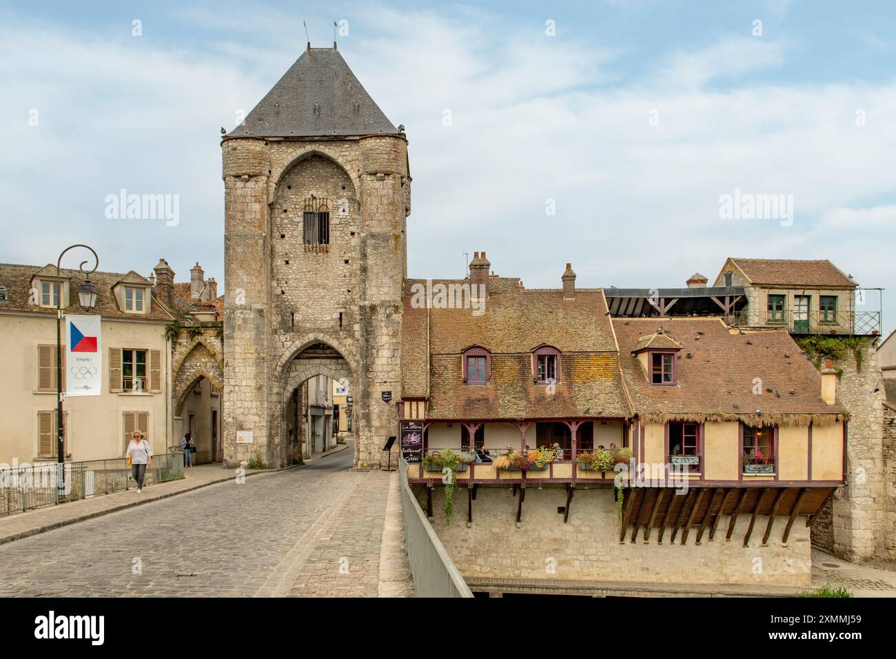 Le porte de Bourgogne, Moret-sur-Loing, Ile-de-France, Francia Foto Stock